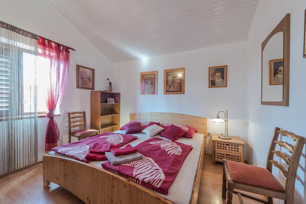 Apartments Eva Sukošan Buitenkant foto